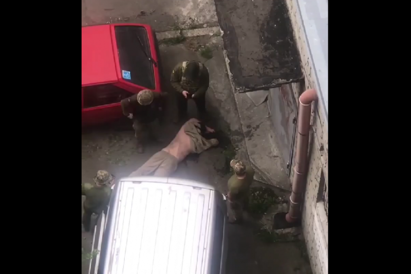 ТЦКшники убили человека во время бусификации