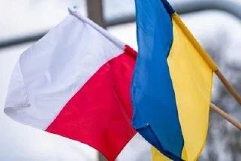 Польша отказалась принимать на оздоровление детей ВСУшников