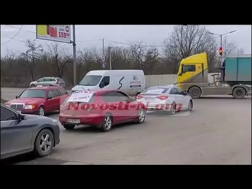 В Николаеве таксисты провели автопробег против произвола ТЦКашников