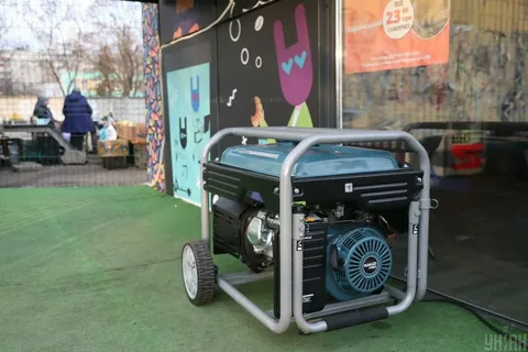 В Киеве кафе и рестораны вносят в свои чеки плату за генераторы