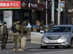 В Тернополе мужчина сбил двух ТЦКашников и скрылся