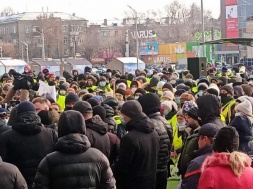 В Каменском состоялся митинг дворников