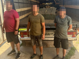 При продаже грузовика с оружием были задержаны трое ВСУшников