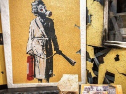 Глумление маргиналов над исторической святыней – Киево-Печерской Лаврой