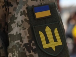 В Ровенской области во время проверки документов мужчины влупили военкоматчику доской по голове