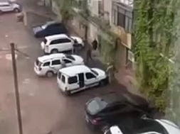 В Кривом Роге мужчины напали на ТЦКашников и обратили их в бегство