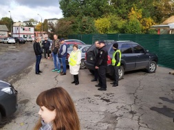 Полтавські водії хотіли перекрити трасу державного значення Київ-Харків