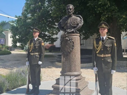 В Киеве на месте снесённого памятника Ленину по распоряжению Зеленского будет установлен памятник Мазепе