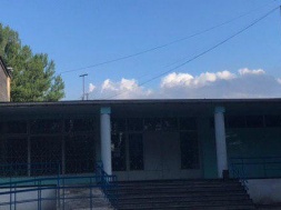 В полицию Кривого Рога повторно заявили о минировании дома, где живут родители Президента и еще 14 объектов