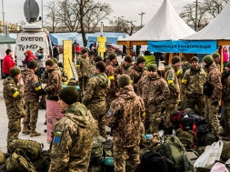 Мобилизация в Украине: насилие, обман, издевательства