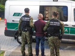 Польша депортировала украинца за вылов сома в одном из варшавских озёр