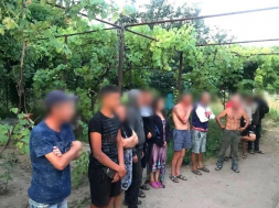 В украинском сельском хозяйстве процветает рабство. Один невольник стоит 7 тысяч долларов