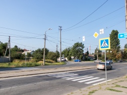 В Днепре пешеходный переход заминировали боевой гранатой с привязанной к ней леской