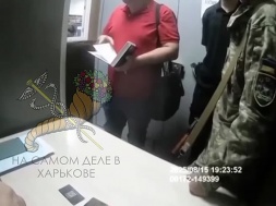 В Харькове ТЦКашники избили адвоката, приехавшего к мобилизованному