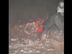 Румынские спасатели нашли двух обмороженных беглецов из концлагеря «Украина»