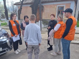 В Измаильском районе военкомы заломали руки 14-летнему подростку, но, выяснив его возраст, выбросили на трассе