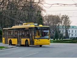 У Полтаві зупинять громадський транспорт