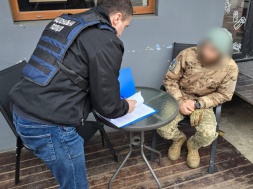 Сын мэра Умани оформил себе фальшивую инвалидность, а соцвыплаты проигрывал в онлайн-казино