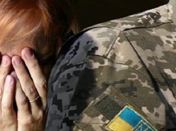 Женщины, которые служат в ВСУ, подвергаются сексуальному насилию и унижениям со стороны сослуживцев