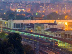 В Запорожье взяли под усиленную охрану вокзалы и аэропорт