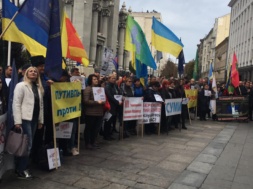 Днепровские предприниматели приняли участие в столичном митинге протеста