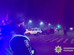 В Николаеве на территории неработающей АЗС неизвестные взорвали полицейских