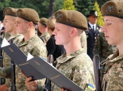 На Днепропетровщине начался срочный призыв в армию