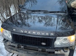 На границе с Румынией 7 человек пытались спастись из концлагеря, но их Range Rover сбил пограничника