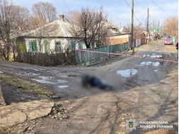 В Славянске мужчина при проверке документов расстрелял наряд полиции