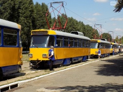 Для Дніпра у лізинг придбають вживані трамваї