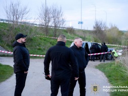 В Ровенской области мужчина открыл огонь по ТЦКашникам из автомата
