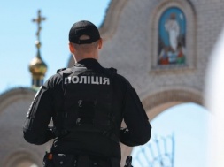Украинские власти заявили об усилении ТЦКашных и полицейских патрулей  на Пасху – дадим им достойный отпор!