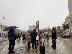 В Киеве на Майдане случился вяленький майданчик против Ермака и Зеленского