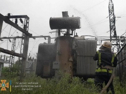 Дым видел весь Левый берег: в Слобожанском произошел масштабный пожар