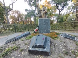 На Черниговском кладбище «Яцево» снесут мемориал, посвящённый подвигу воинов Красной Армии