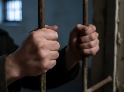 Житель Черниговской области получил 5 лет тюрьмы за предупреждения о рейдах ТЦК