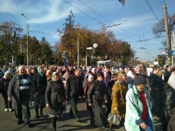 Крестный ход в Сумах: без провокаций не обошлось