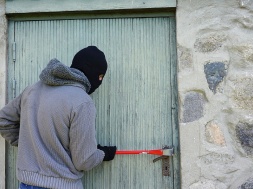 В Новопавловке ВСУшники начали мародёрить дома, уцелевшие при обстрелах