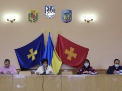 Як Лубенська райрада вирішила громади обібрати