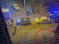 В Киеве ТЦКашники убили мужчину прямо во дворе его дома