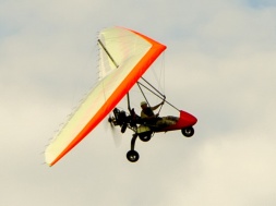 Гражданин Украины успешно перелетел в Румынию на мотодельтаплане