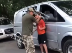 В Одессе ТЦКашник напал на мальчика, душил его, а потом избил