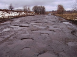 На Лубенщині обурені відсутністю доріг та автобусного сполучення