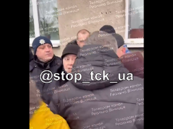 В Могилёве-Подольском на Винничине протестующие избили начальника РЭС