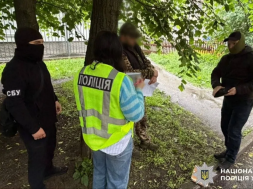 В Белой Церкви задержали ТЦКашника, который за 5 тысяч долларов организовывал перевод ВСУшников в тыл