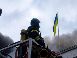 Во Львовской области неизвестные забросили взрывчатку в здание ТЦК – произошёл взрыв