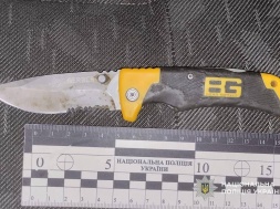 В Днепре очередной мужчина ударил ножом очередного ТЦКашника