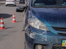 В Днепре разъяренная толпа задержала раздавившего женщину водителя