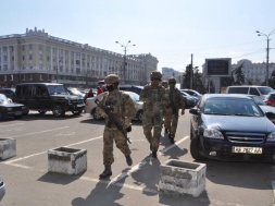 Дніпряни вимагають патрулювати спальні райони силами Нацгвардії: реакція міськради