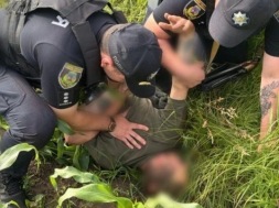 В Киевской области ВСУшник на почве ссоры зарезал 17-летнюю девушку
